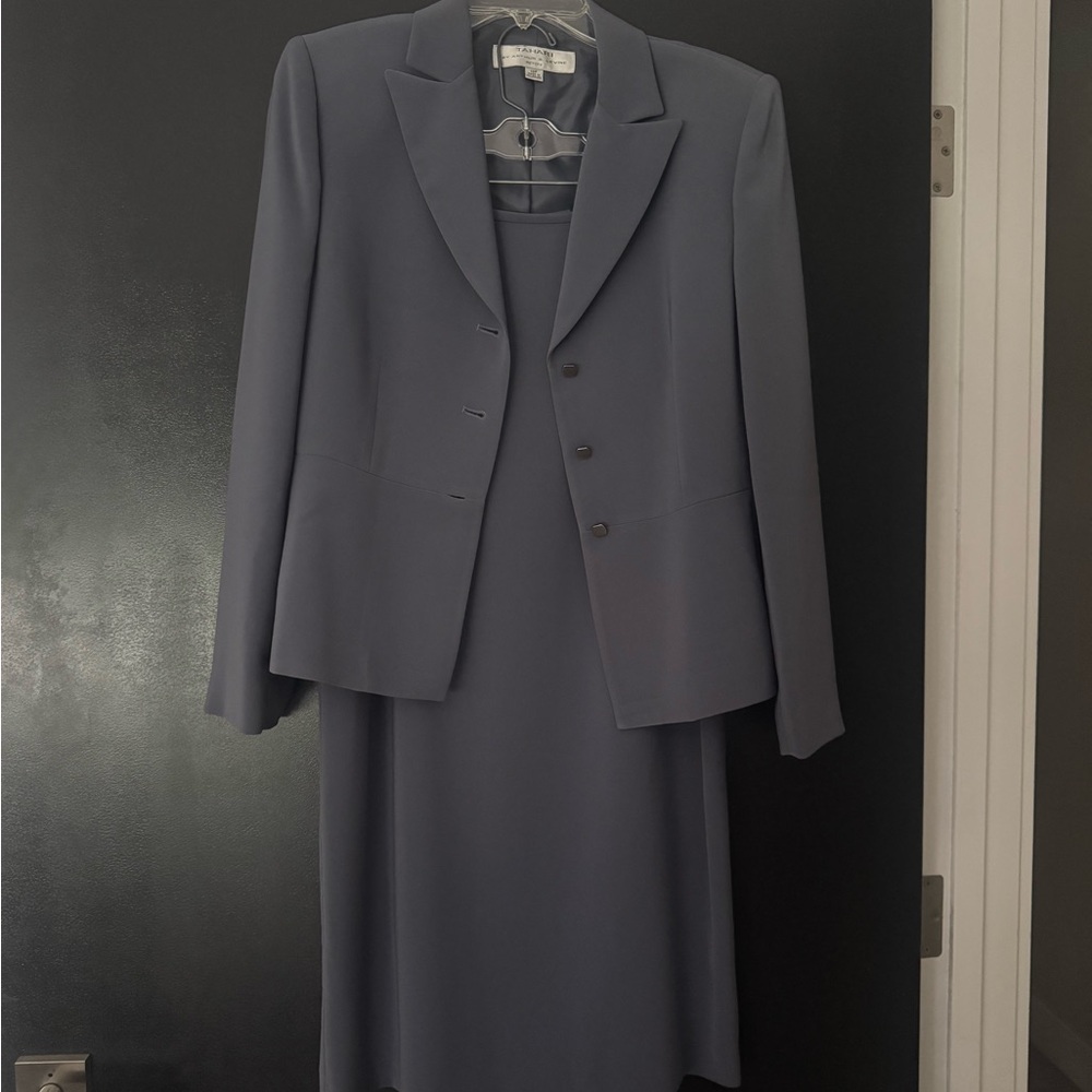 Tahari Women's Blazer and Skirt Set